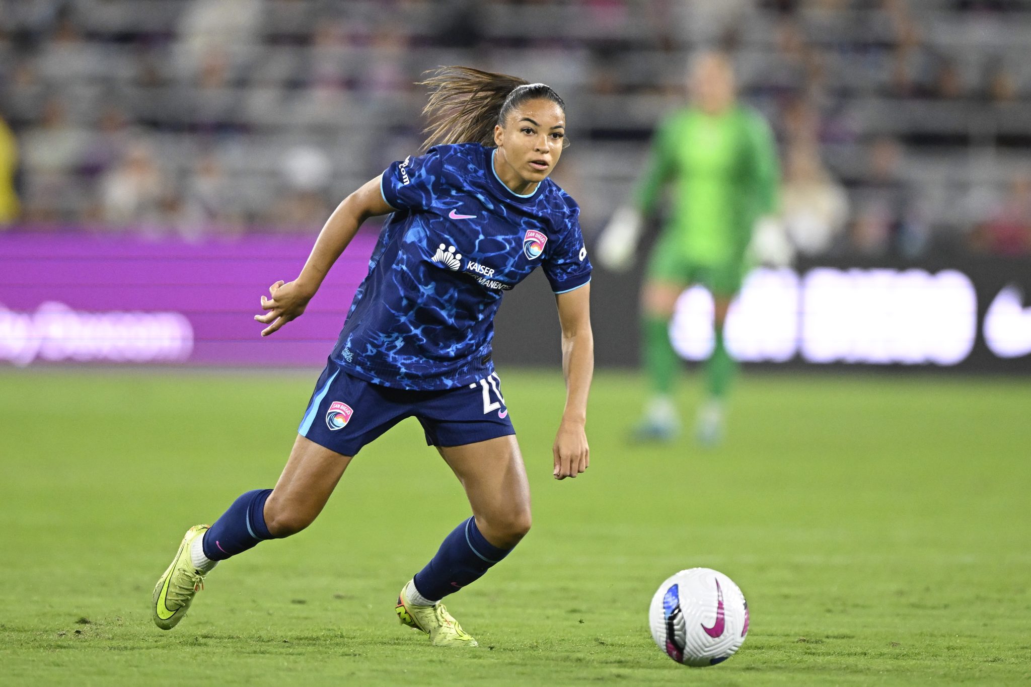 France Star Chooses England: Why Delphine Cascarino’s London Move Matters