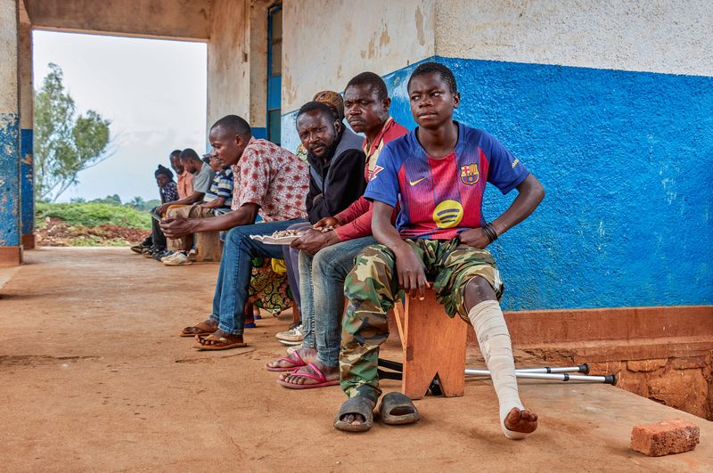 Heavy Fighting in Eastern DR Congo Threatens Peace Efforts, Strains Hospitals