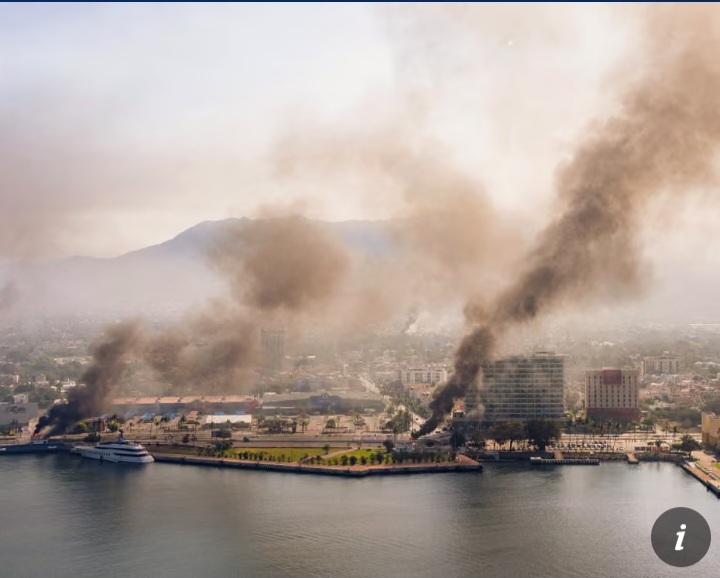 Mexico Plunges into Violence after Military Raid Kills Cartel Boss ‘El Mencho’