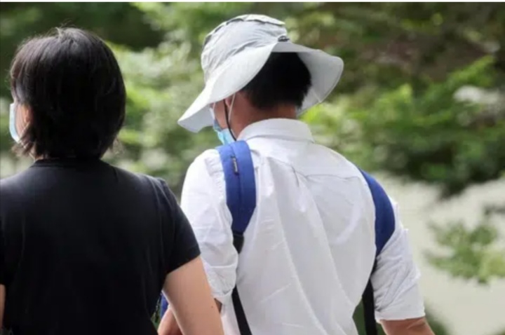 Doctor Suspended for Trying to Swap Seats at Police Roadblock After Drinking