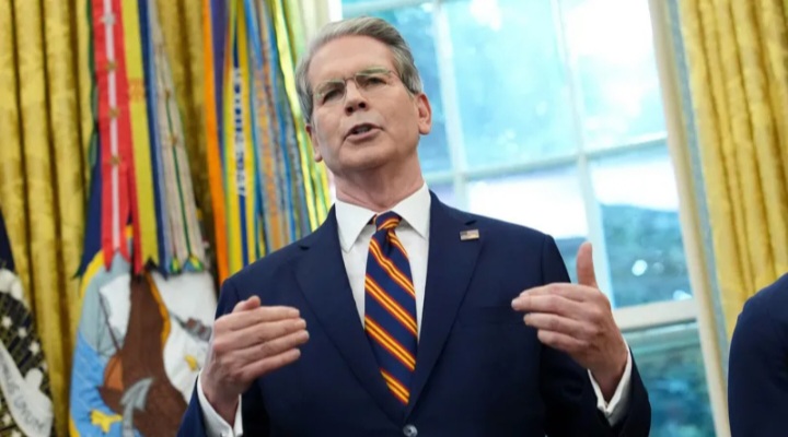 UK Halts Study and Work Visas for Four Countries amid Immigration Crackdown