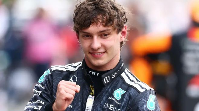 Antonelli Wins Japanese Grand Prix to Lead F1 Title Race as Hamilton Struggles