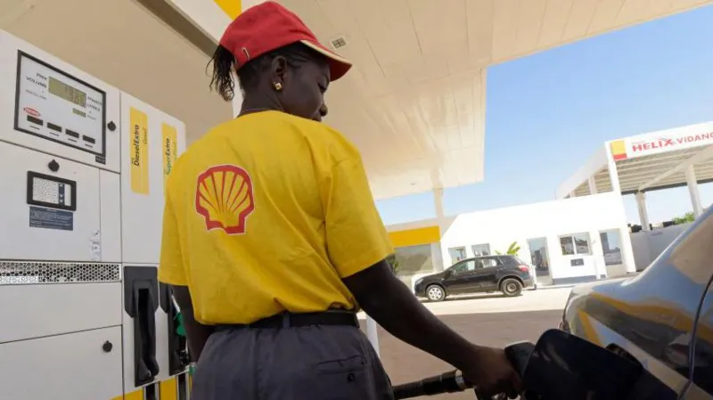 Senegal Grounds Ministers as Global Oil Prices Surge
